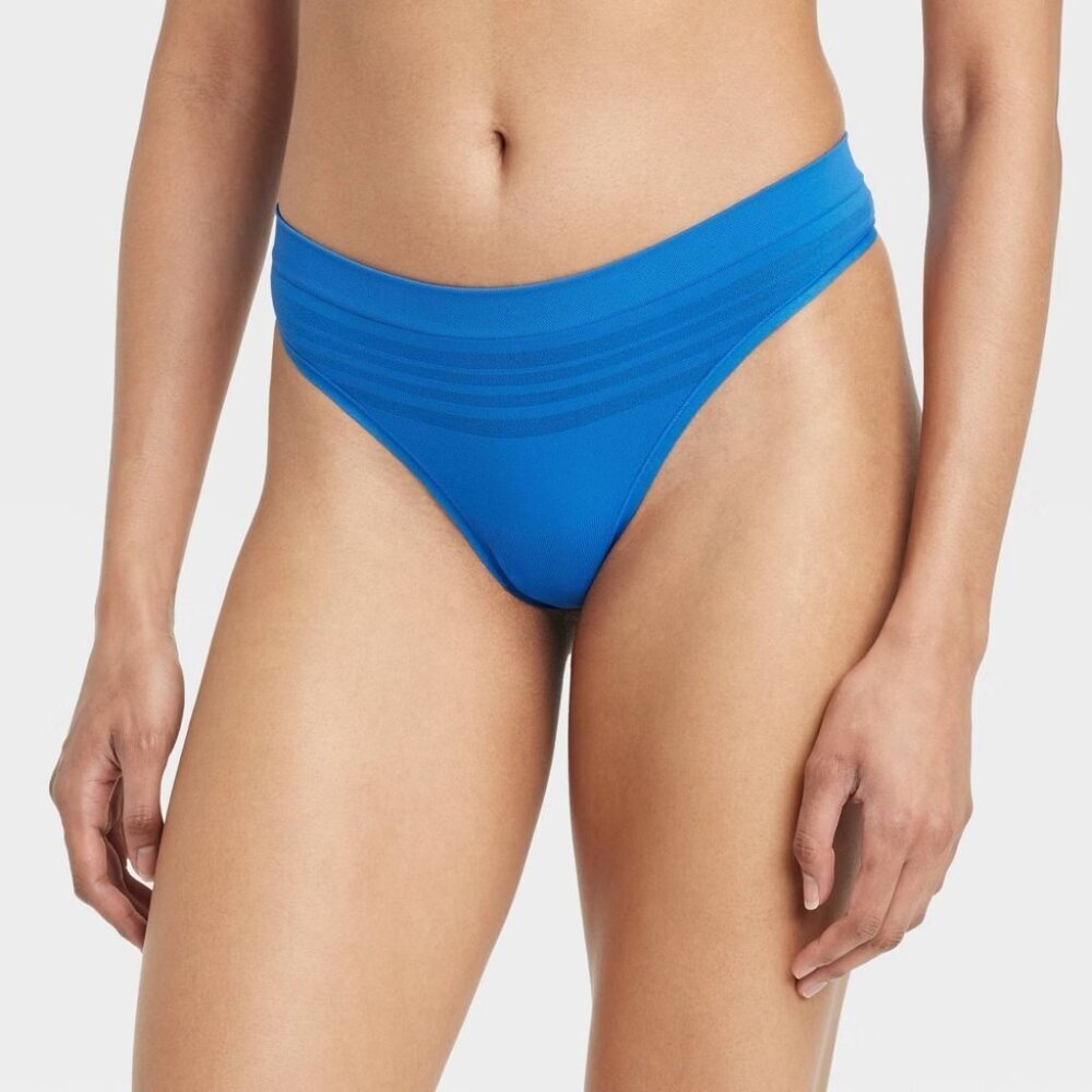 Auden Womens‎ Size Medium 8/10 Seamless Thong Underwear Panty in Blue 2070